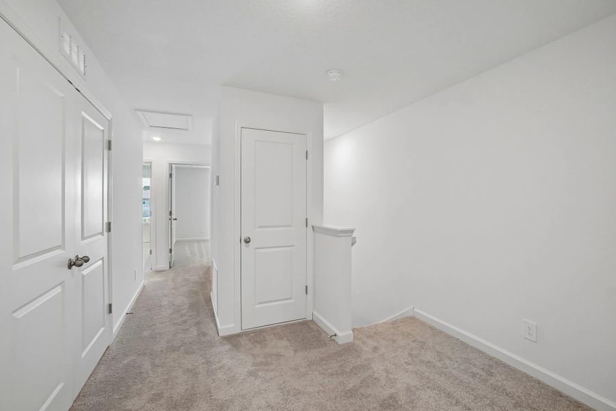 Down the hallway you will find the secondary bedrooms Down the hallway you will find the secondary bedrooms