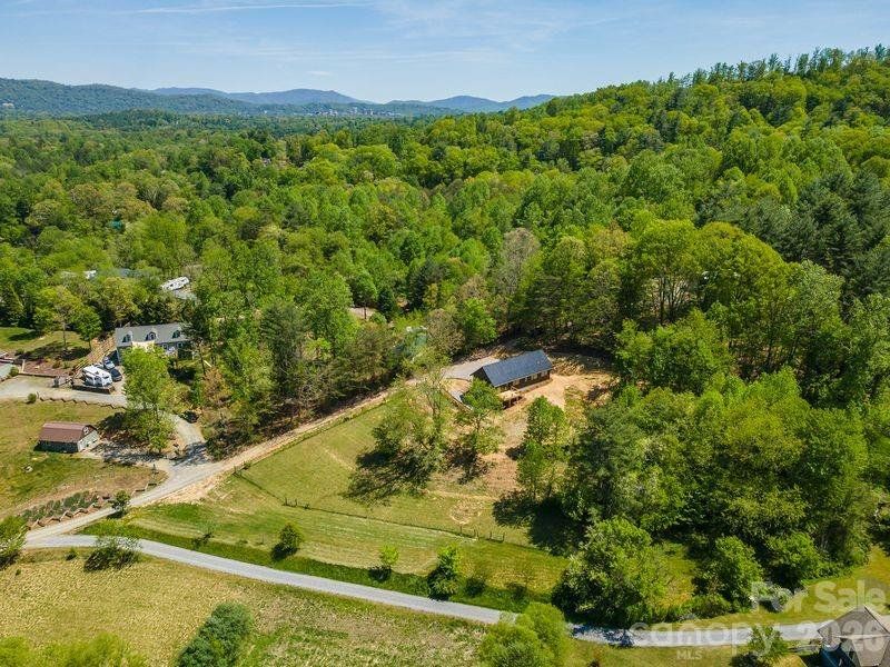 Natural landscape and outdoor views near  in Asheville (Image 25).