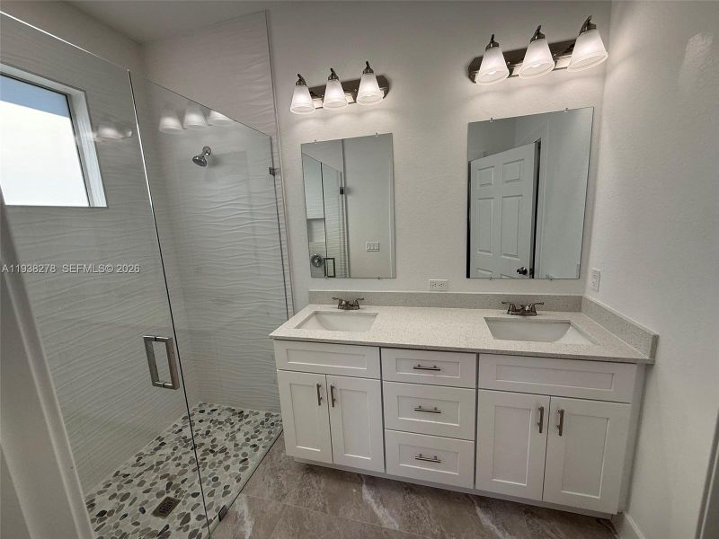 Furnished interior view inside a new home in , Lehigh Acres (Image 5).