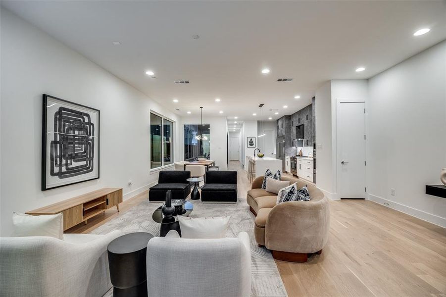 Furnished interior view inside a new home in , Dallas (Image 7). Furnished interior view inside a new home in , Dallas (Image 7).