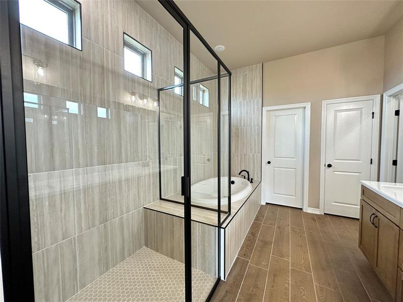 Furnished interior view inside a new home in , Lorena (Image 13).