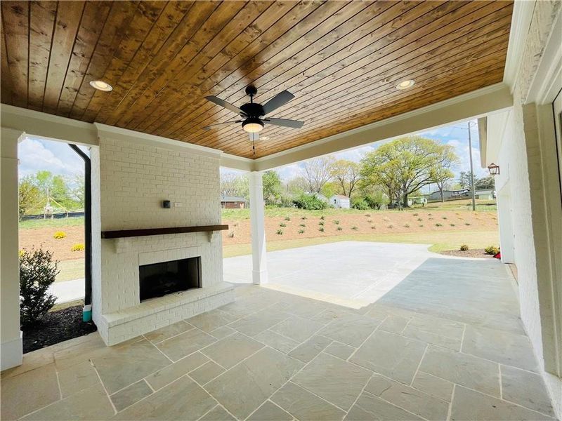 Exterior details and patio area of a home in , Suwanee (Image 29).