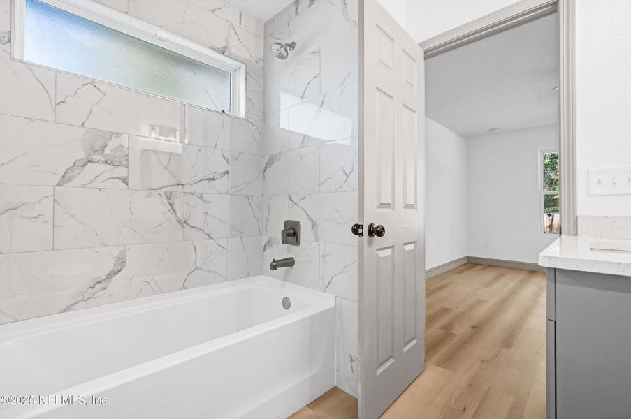 Furnished interior view inside a new home in , Jacksonville (Image 7).