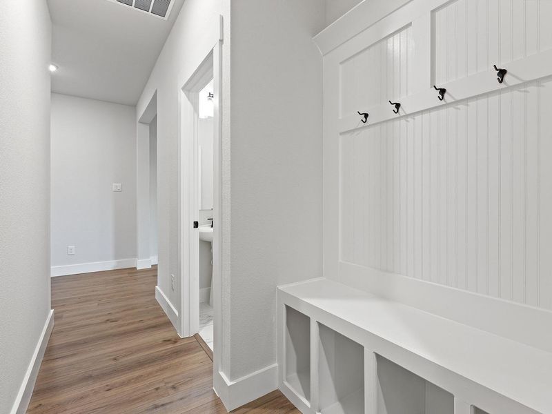 Spacious, unfurnished interior of a new home in Waverly Estates, Josephine (Image 20). Spacious, unfurnished interior of a new home in Waverly Estates, Josephine (Image 20).