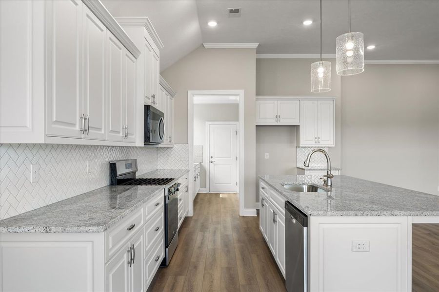 Furnished interior view inside a new home in Sinclair at Crawford Creek, Grovetown (Image 12). Furnished interior view inside a new home in Sinclair at Crawford Creek, Grovetown (Image 12).