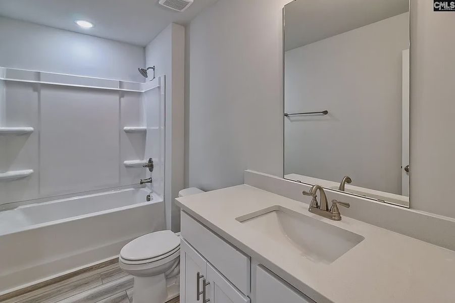 Furnished interior view inside a new home in Emanuel Creek, West Columbia (Image 11).