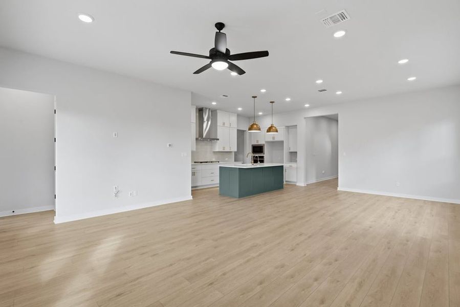 Spacious, unfurnished interior of a new home in Arbor Collection at Heritage, Dripping Springs (Image 29).