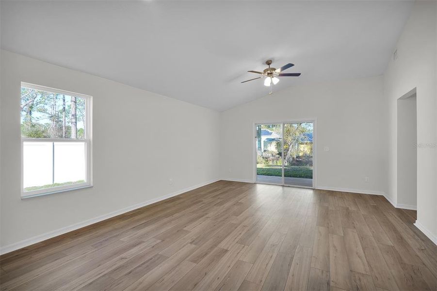 Spacious, unfurnished interior of a new home in Palm Coast, Palm Coast (Image 13).