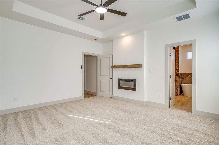 Spacious, unfurnished interior of a new home in , Runaway Bay (Image 26). Spacious, unfurnished interior of a new home in , Runaway Bay (Image 26).