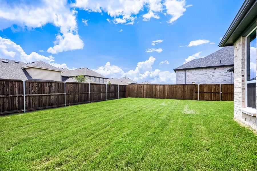4414 Windy Point - Backyard 4414 Windy Point - Backyard