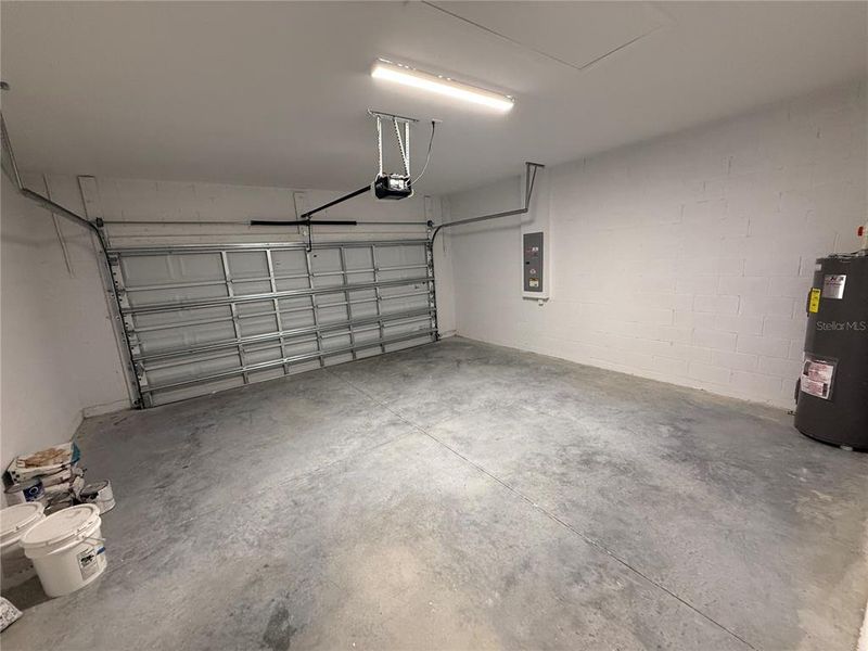 Spacious, unfurnished interior of a new home in , North Port (Image 15). Spacious, unfurnished interior of a new home in , North Port (Image 15).