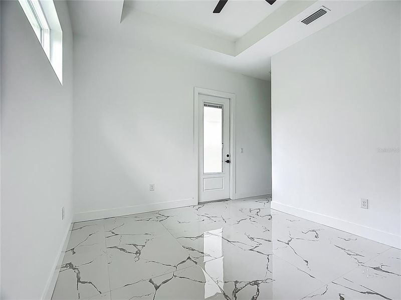 Spacious, unfurnished interior of a new home in , Plant City (Image 42). Spacious, unfurnished interior of a new home in , Plant City (Image 42).