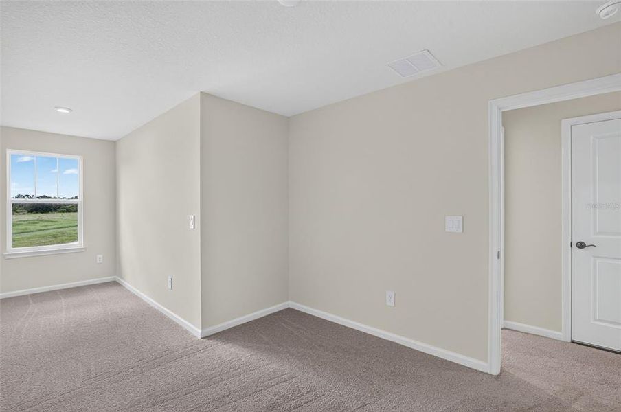 Spacious, unfurnished interior of a new home in Crosswind Ranch, Parrish (Image 25).