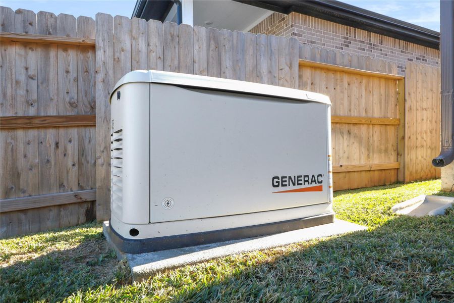 Full house home generator can be included with reasonable offer.