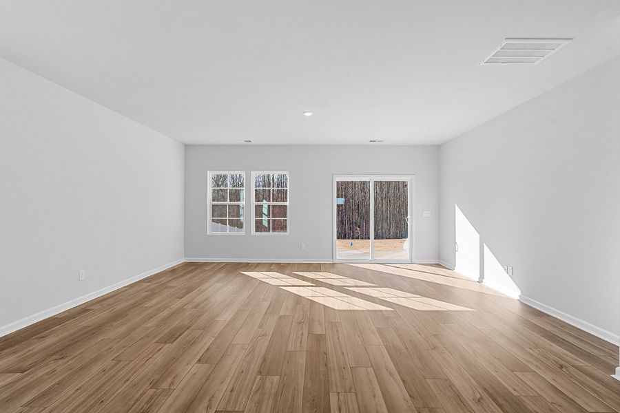 Spacious, unfurnished interior of a new home in Fieldstone, Lexington (Image 20). Spacious, unfurnished interior of a new home in Fieldstone, Lexington (Image 20).