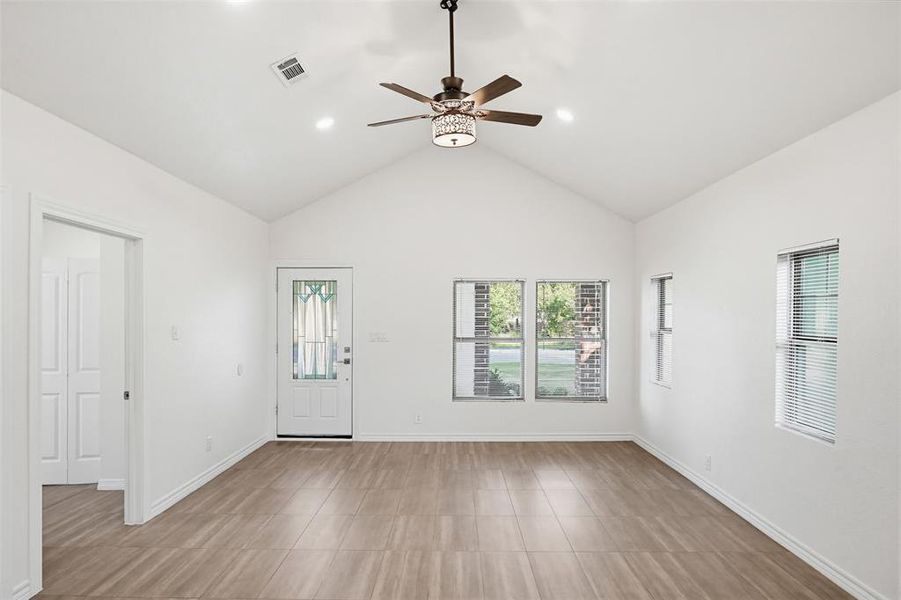 Spacious, unfurnished interior of a new home in , Fort Worth (Image 14).