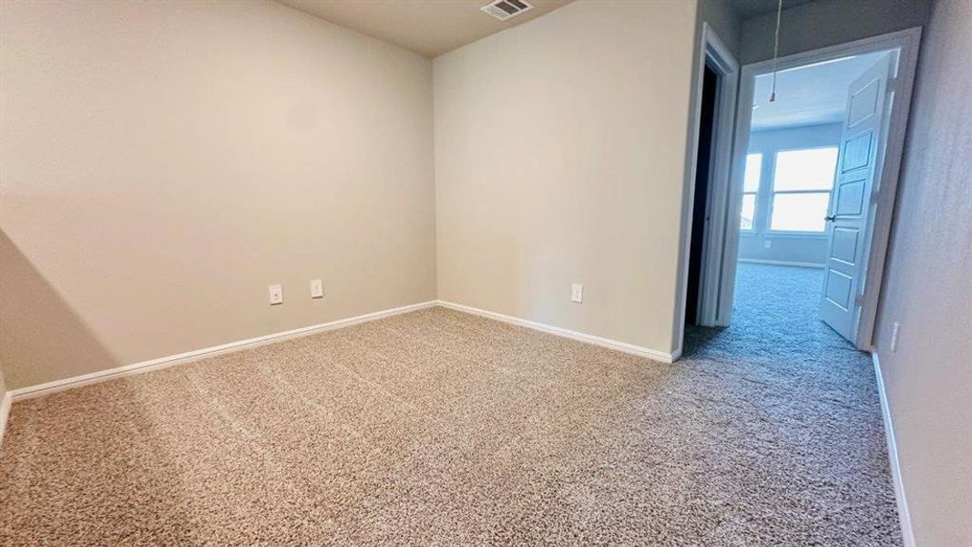 Spacious, unfurnished interior of a new home in Orchard Village, Fort Worth (Image 27). Spacious, unfurnished interior of a new home in Orchard Village, Fort Worth (Image 27).
