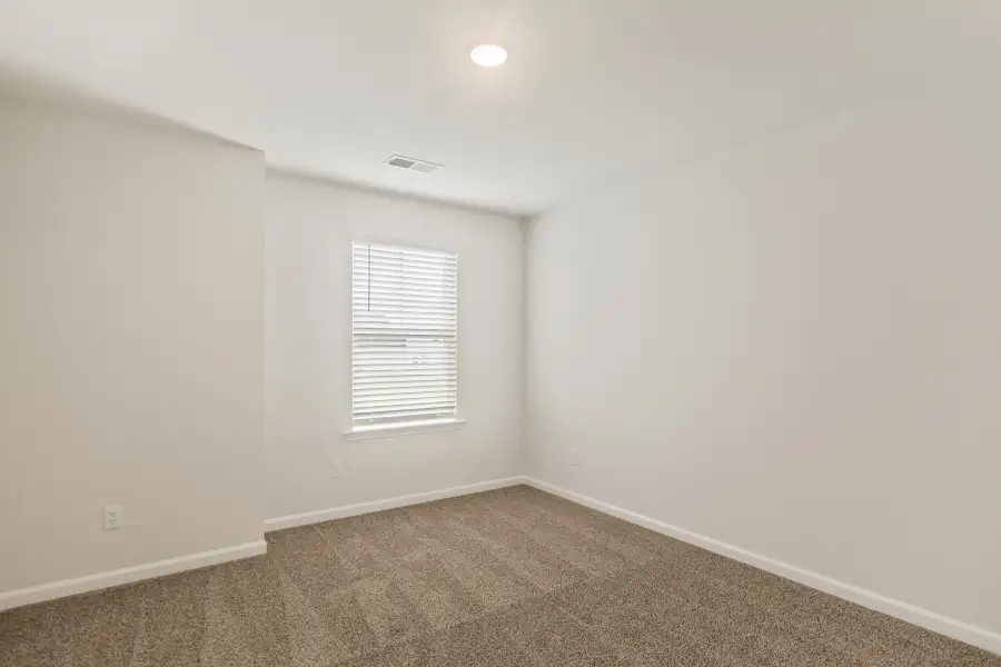 Spacious, unfurnished interior of a new home in Halton Oaks, Spartanburg (Image 16). Spacious, unfurnished interior of a new home in Halton Oaks, Spartanburg (Image 16).