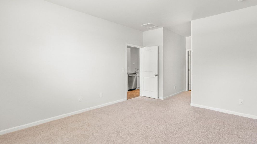 Spacious, unfurnished interior of a new home in Rolling Hills, Bolivia (Image 17). Spacious, unfurnished interior of a new home in Rolling Hills, Bolivia (Image 17).