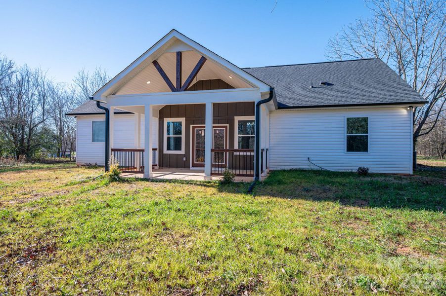 Exterior details and patio area of a home in , Shelby (Image 31).