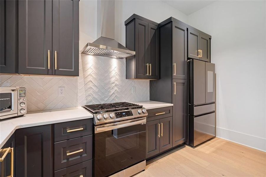 Furnished interior view inside a new home in , Alpharetta (Image 18).