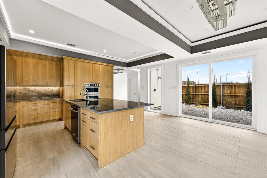 Furnished interior view inside a new home in , Richardson (Image 6).