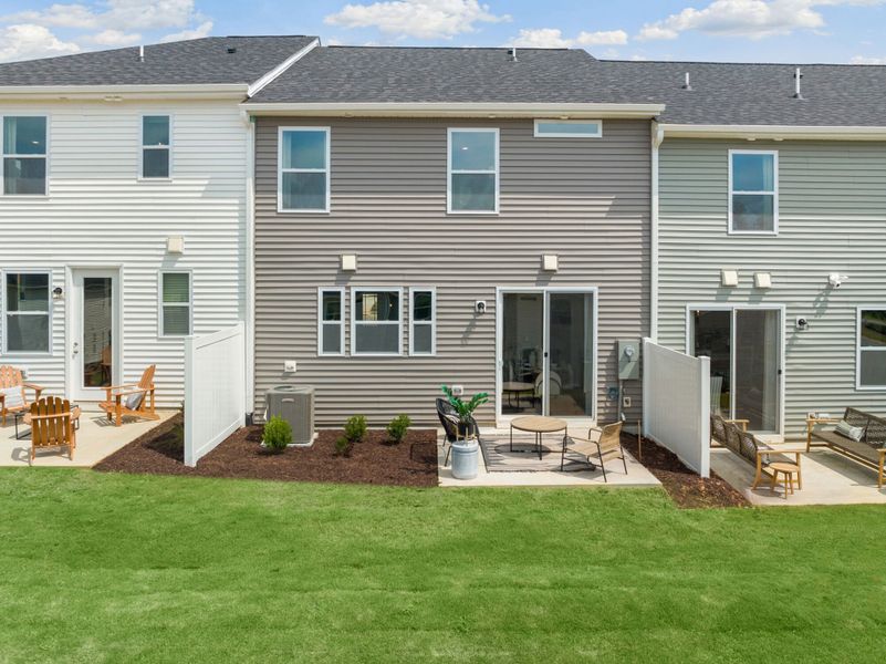 Representative exterior details of a home built from the Claymore by Mattamy Homes in Magnolia Park Townes, Garner (Image 3).