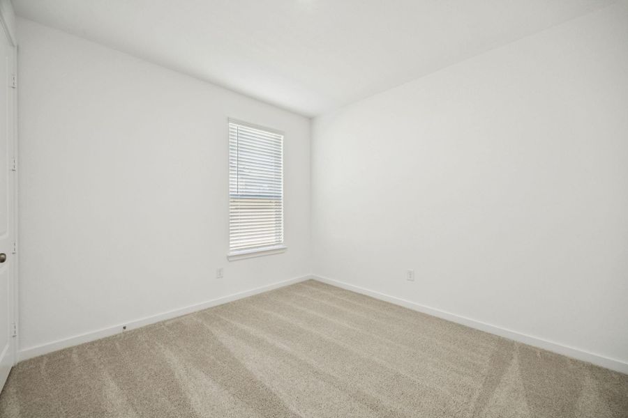 Spacious, unfurnished interior of a new home in Windcress, Cove (Image 18).