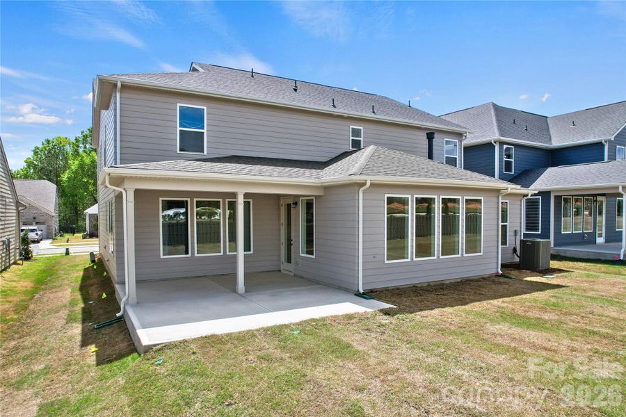 Exterior details and patio area of a home in Parkside Crossing, Charlotte (Image 3).