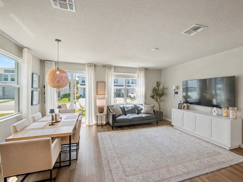Living/Dining Living/Dining