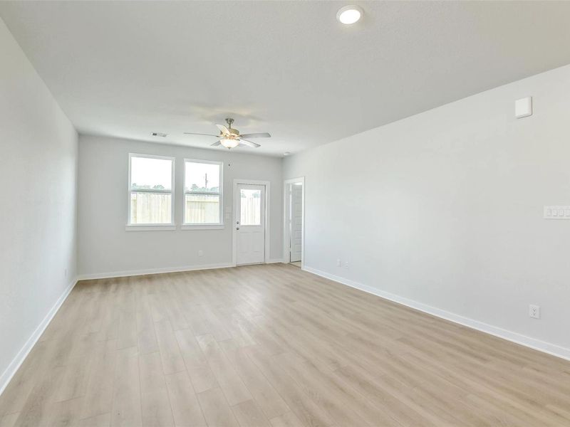 Spacious, unfurnished interior of a new home in Liberty Estates, Cleveland (Image 21).