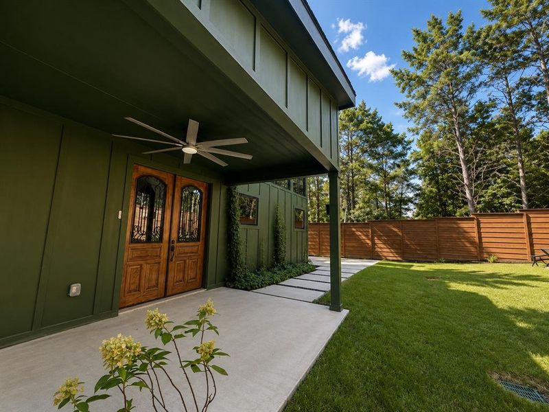 Exterior details and patio area of a home in , Dallas (Image 22).