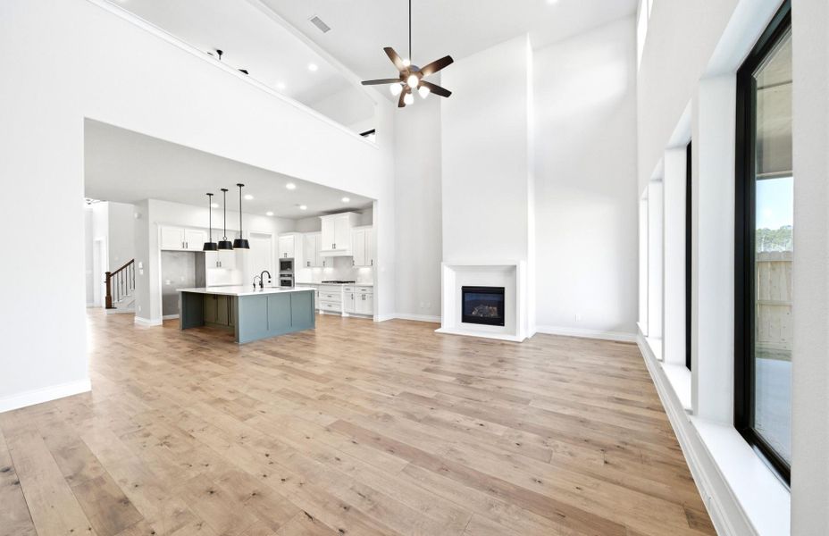 Spacious, unfurnished interior of a new home in The Highlands 55′, Porter (Image 29).