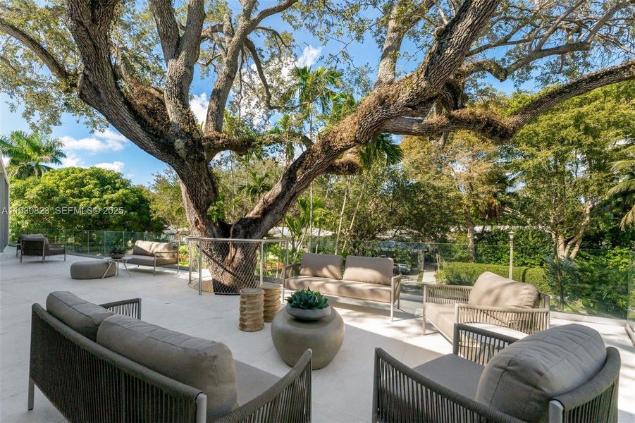 Community amenities in , Miami (Image 60).