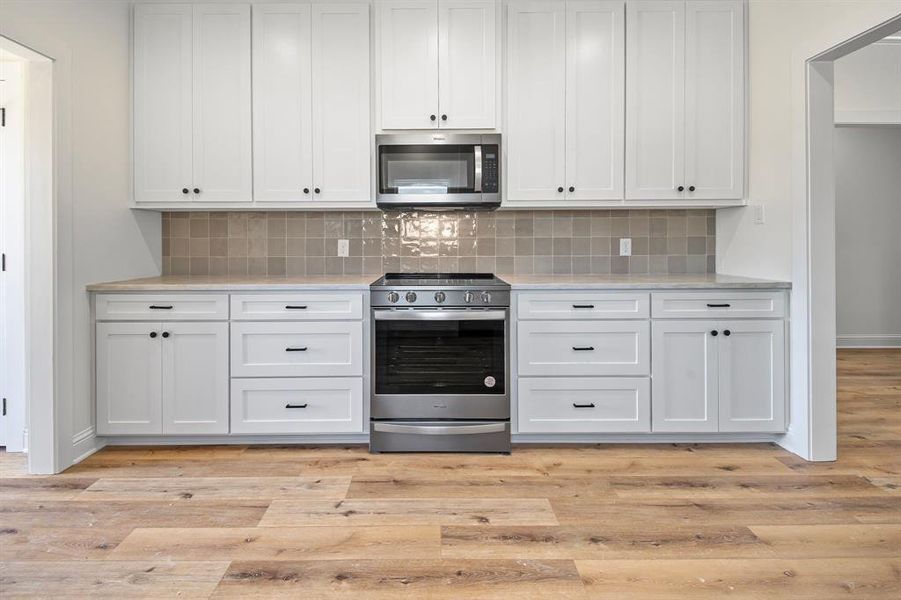 Image 33 of a home in .