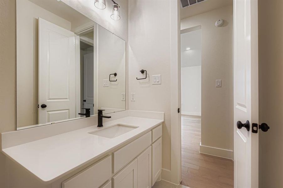 Furnished interior view inside a new home in Hillstead, Lavon (Image 10).