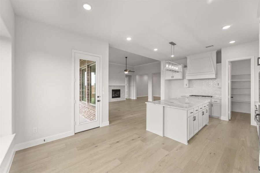 Furnished interior view inside a new home in Nelson Lake, Rockwall (Image 7).