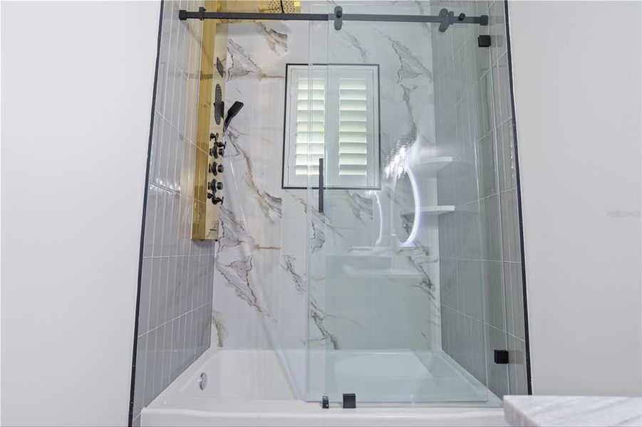 Close-up of interior finishes inside a home in , Eustis (Image 22).