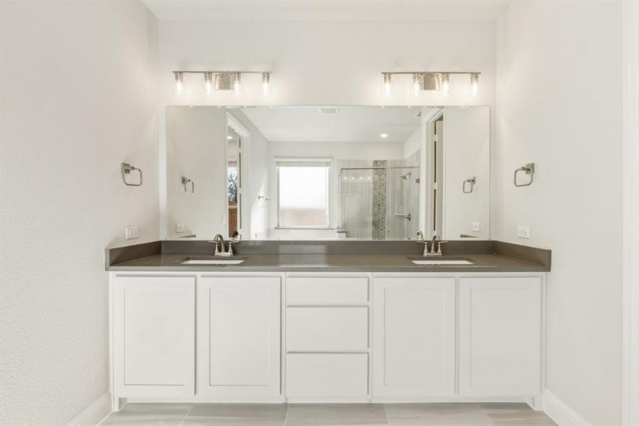 Furnished interior view inside a new home in Sunrise at Garden Valley, Waxahachie (Image 15).