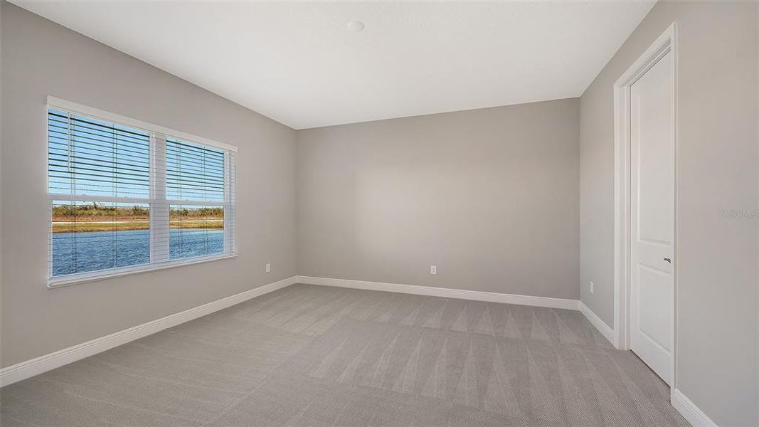Spacious, unfurnished interior of a new home in Palm Grove, Lakewood Ranch (Image 32).
