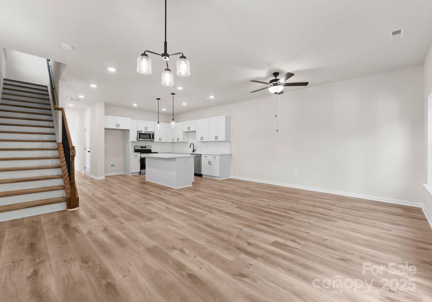 Image 21 of a home in .