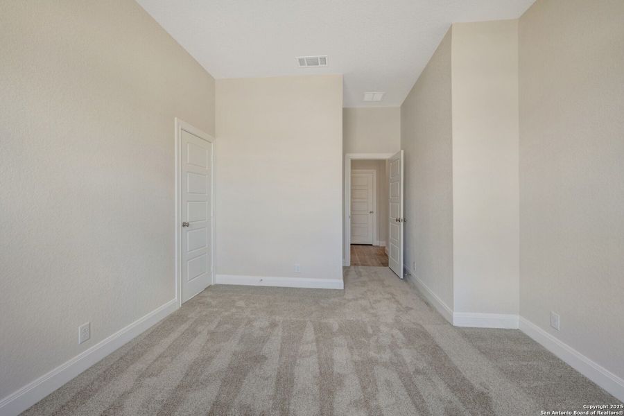 Spacious, unfurnished interior of a new home in The Crossvine 55’, Schertz (Image 36).