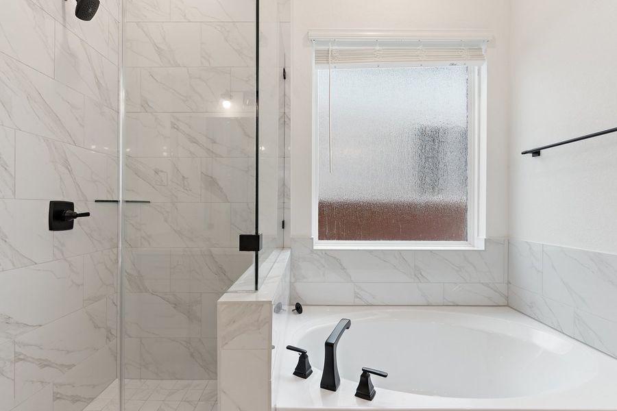 040_lb106411_260 040_lb106411_260