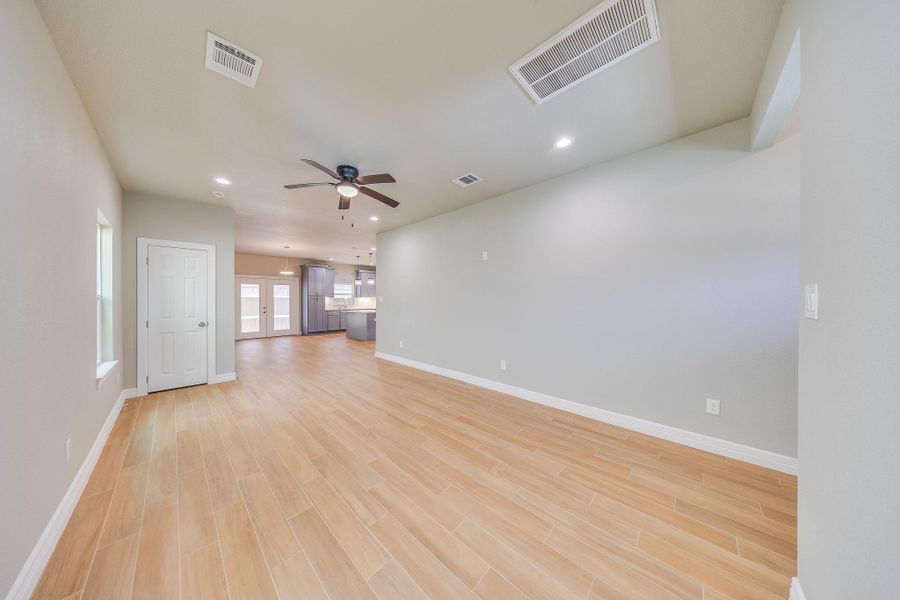 Image 13 of a home in . Image 13 of a home in .