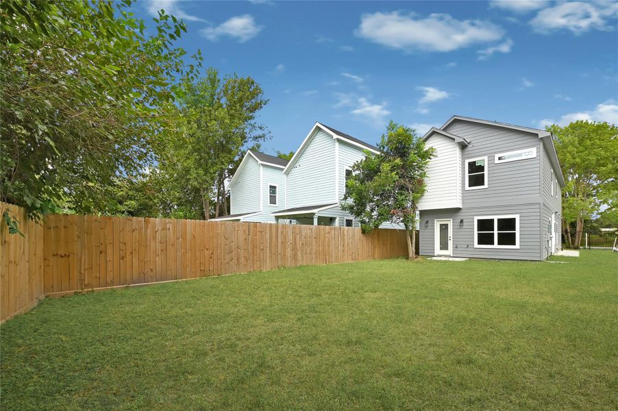 Front exterior of a new home in , Houston, TX, highlighting curb appeal (Image 19). Front exterior of a new home in , Houston, TX, highlighting curb appeal (Image 19).