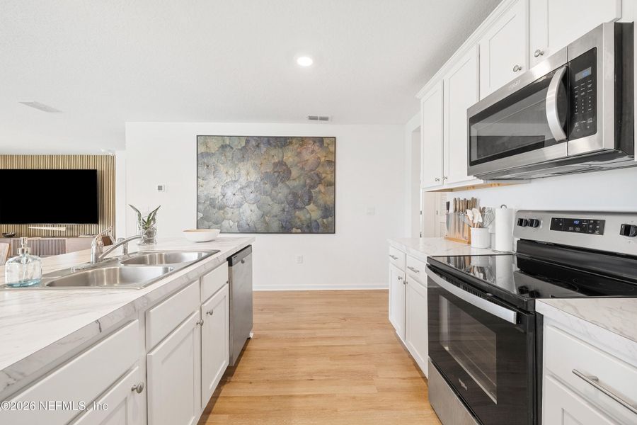 Furnished interior view inside a new home in Copes Landing, Jacksonville (Image 14). Furnished interior view inside a new home in Copes Landing, Jacksonville (Image 14).