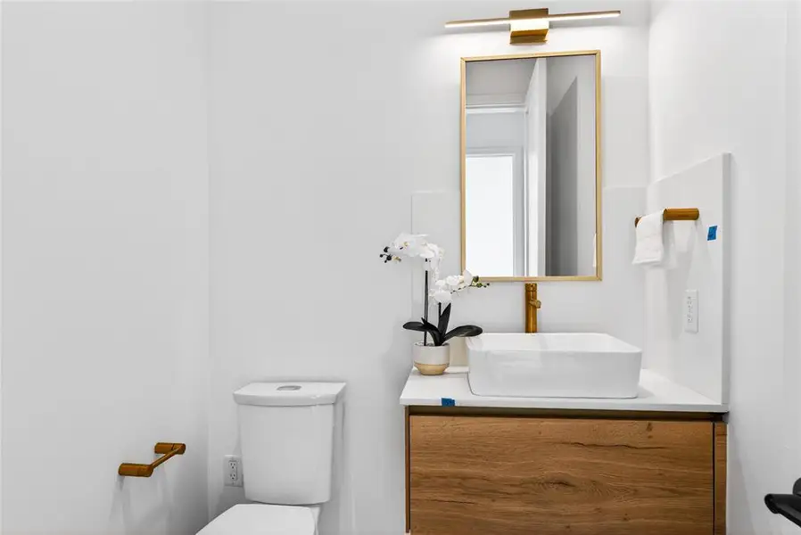 Representative Photo Only. Actual Unit Differs