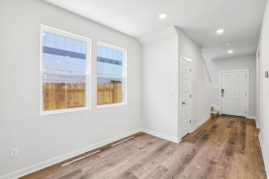 Spacious, unfurnished interior of a new home in Avery Centre, Round Rock (Image 22).