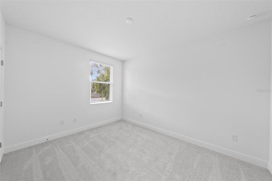 Spacious, unfurnished interior of a new home in , St. Petersburg (Image 17).