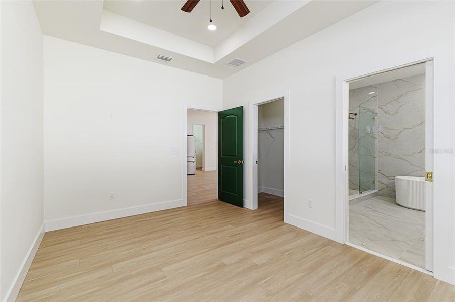 Spacious, unfurnished interior of a new home in , Tampa (Image 24). Spacious, unfurnished interior of a new home in , Tampa (Image 24).